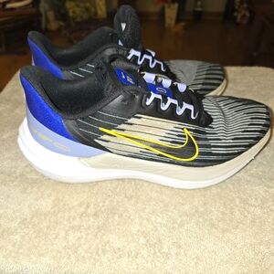 NIKE AIR Winflo 8 Womens Running Shoes DD6203-400 NAVY BLUE Size 8 NICE!*SALE*